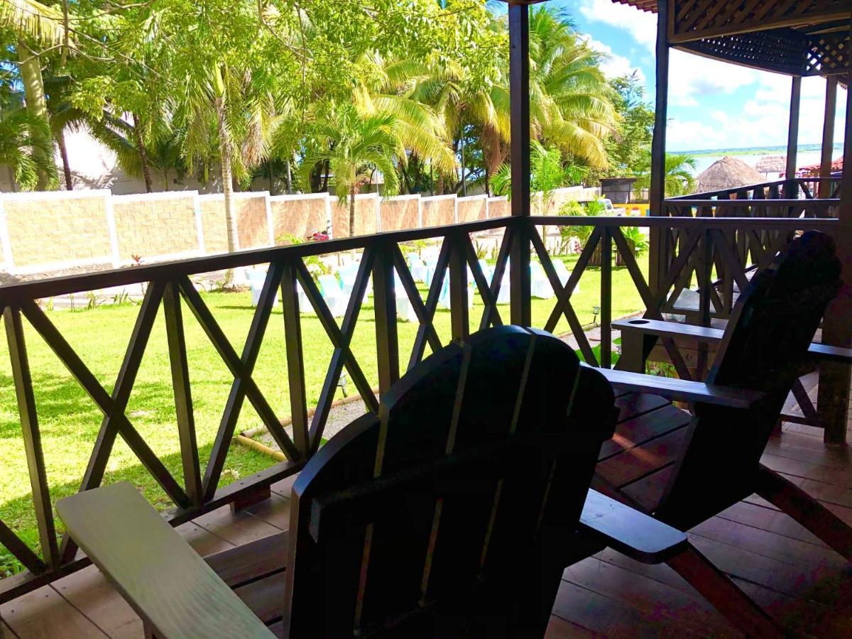 Papitos Bacalar Hotel And Marina Exterior photo