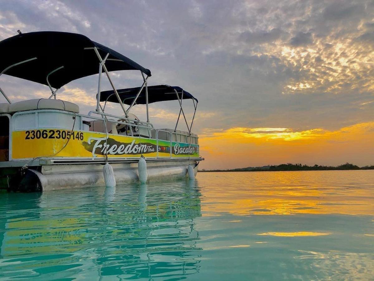 Papitos Bacalar Hotel And Marina Exterior photo